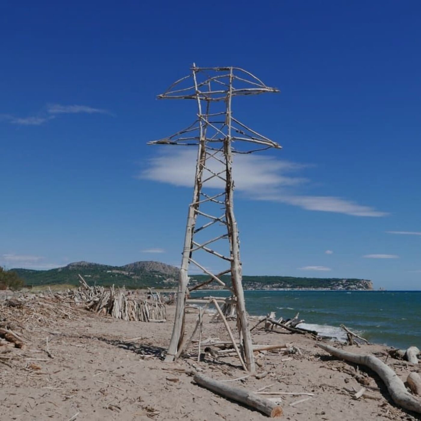 Power Tower I — monolith of natural materials