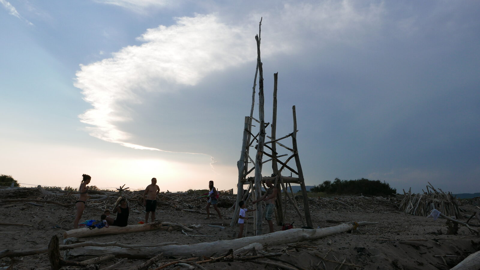 Power Tower I — construction on the shore