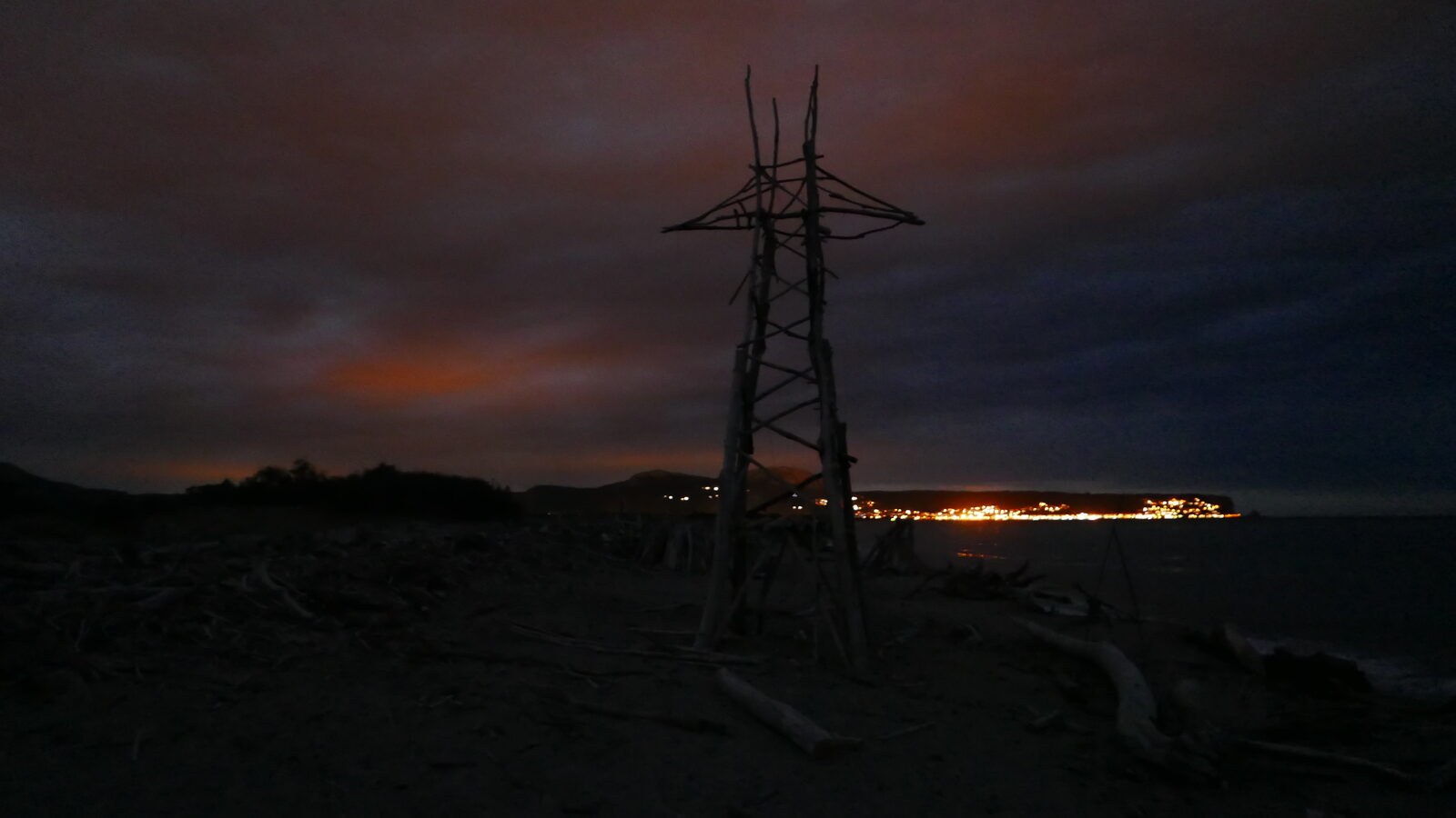 Power Tower I — construction on the shore